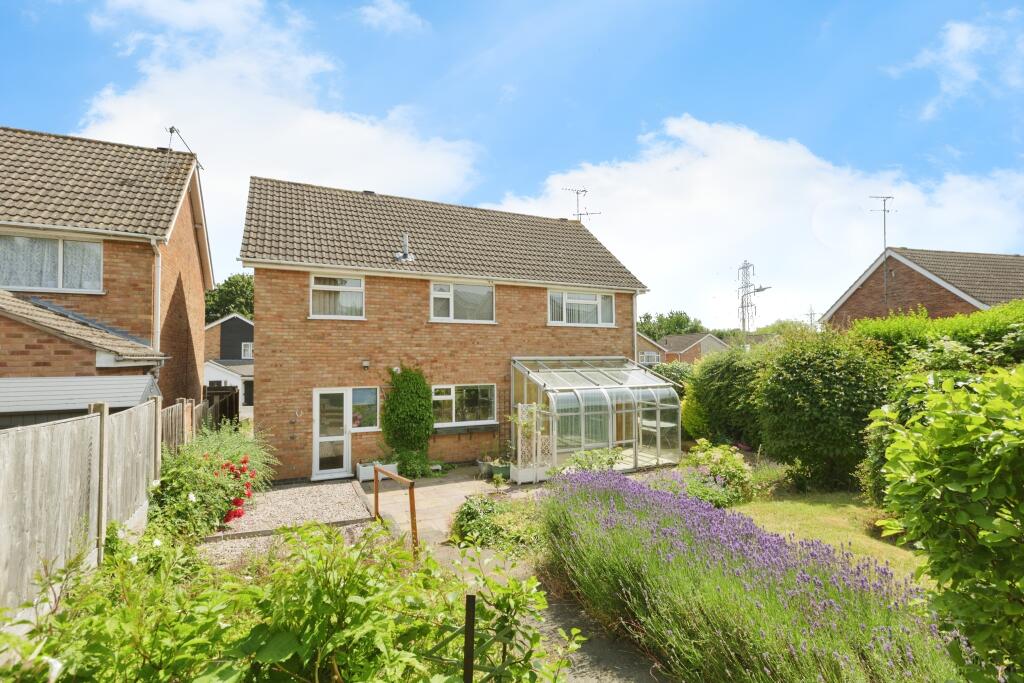 Main image of property: Foxcroft Close, Leicester, LE3