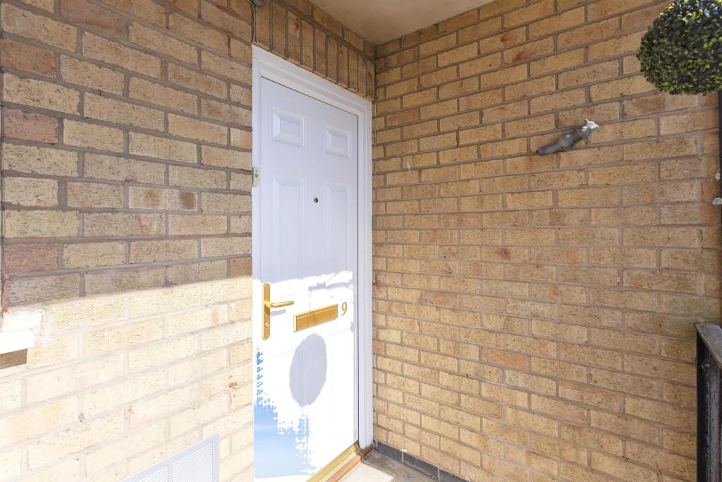2 bedroom ground floor flat for sale in Somerset Avenue, Leicester, LE4