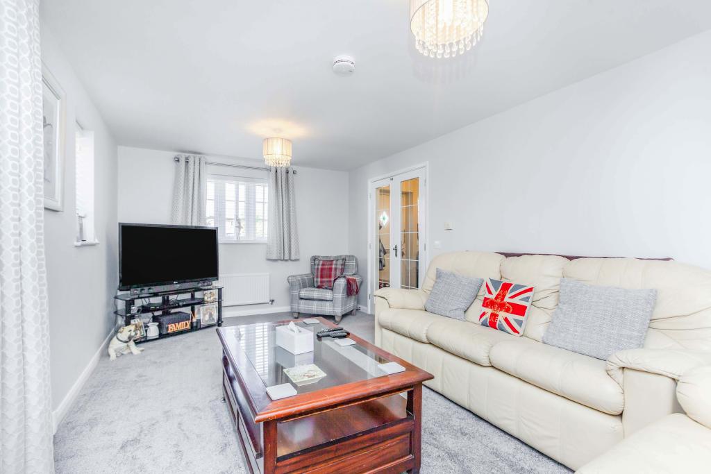 3 bedroom detached house for sale in Empingham Drive, Syston, LE7