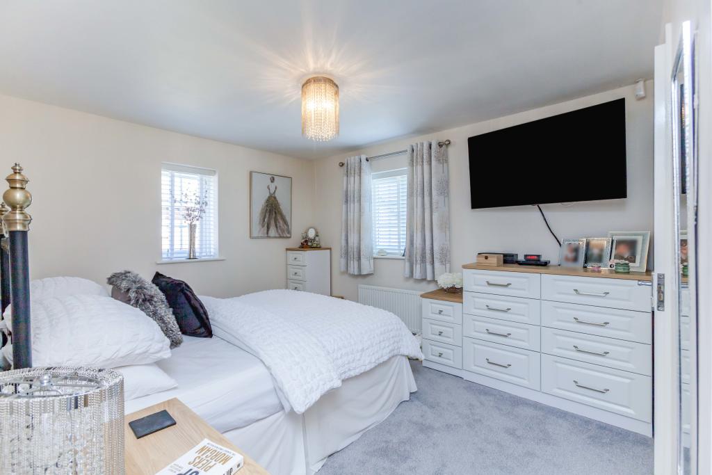 3 bedroom detached house for sale in Empingham Drive, Syston, LE7