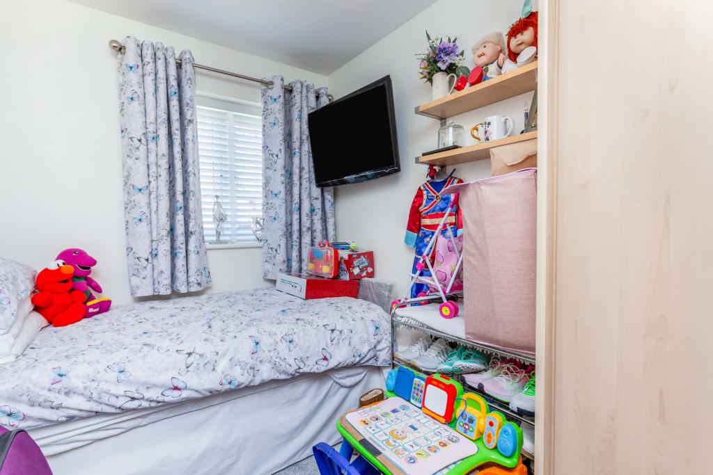 3 bedroom detached house for sale in Empingham Drive, Syston, LE7