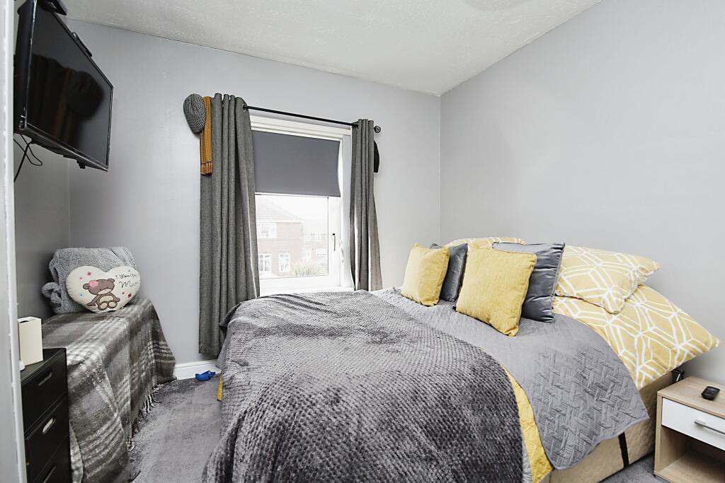 3 bedroom end of terrace house for sale in Braeside, Durham, DH7