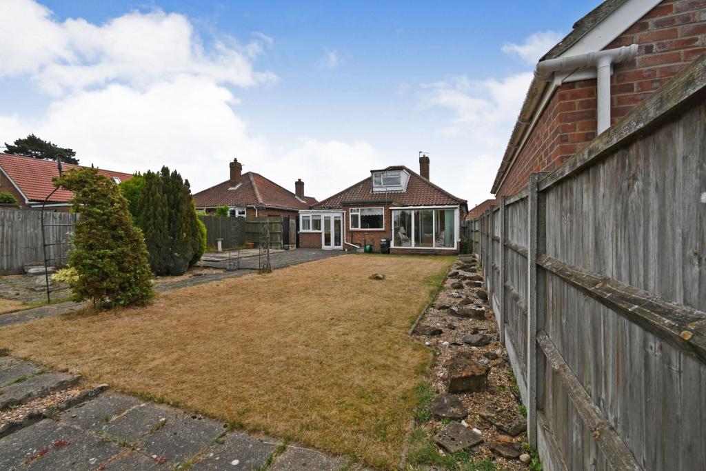 3 bedroom detached bungalow for sale in Samson Road, Hellesdon, Norwich