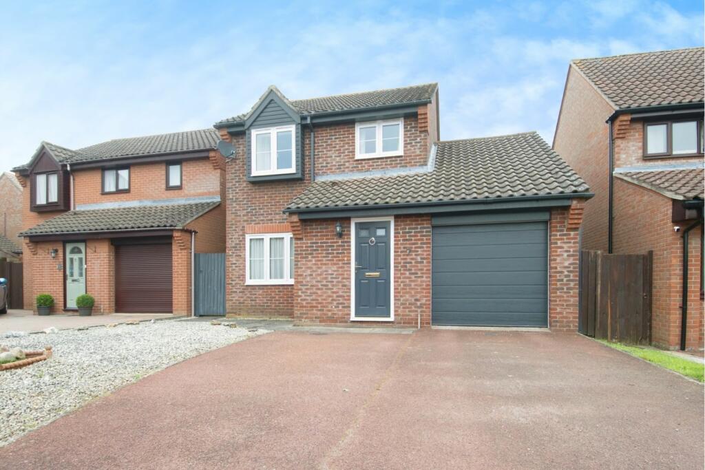 Main image of property: Keeling Way, Attleborough, NR17