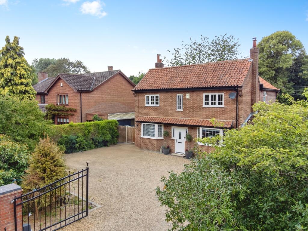 Main image of property: Tasburgh road, Norwich, NR15