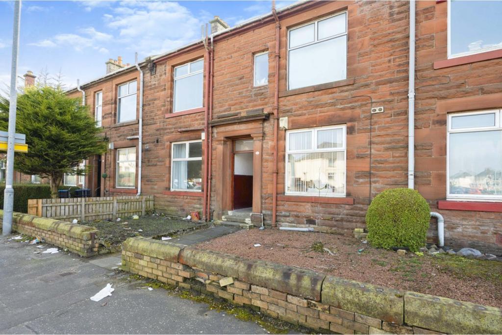 1 bedroom ground floor flat for sale in Bonnyton Road, Kilmarnock, KA1