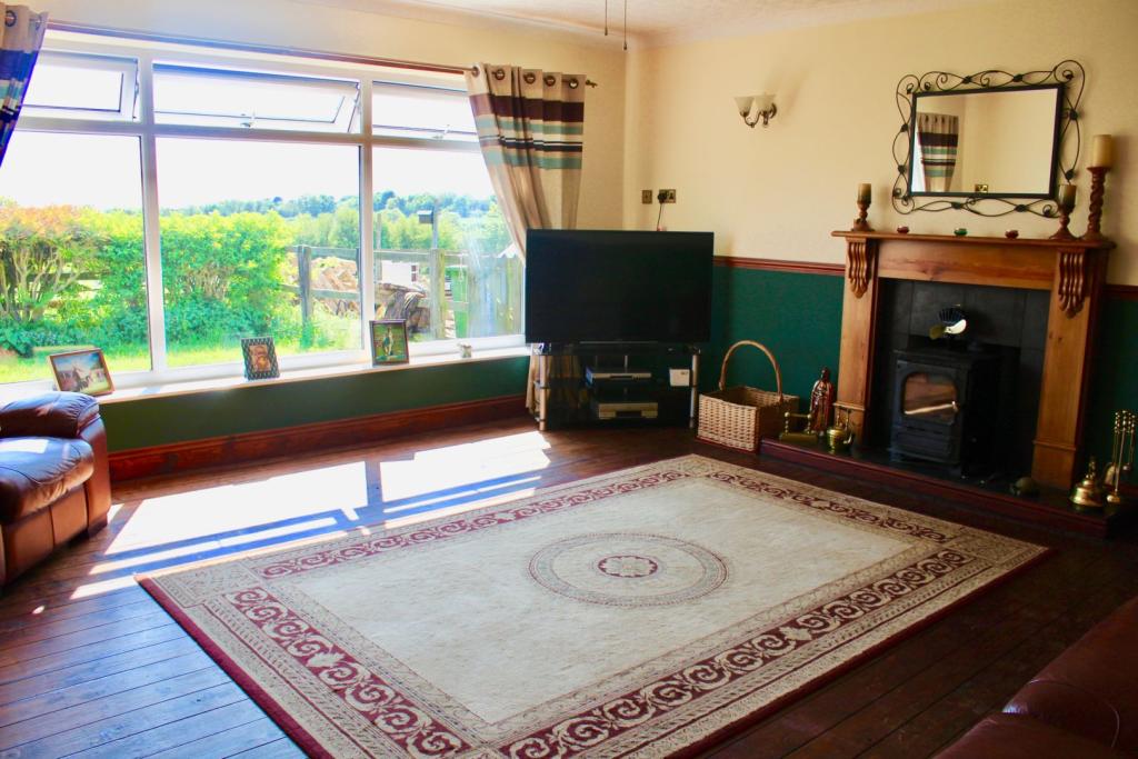 5 bedroom detached bungalow for sale in Dalton Piercy, Hartlepool, TS27