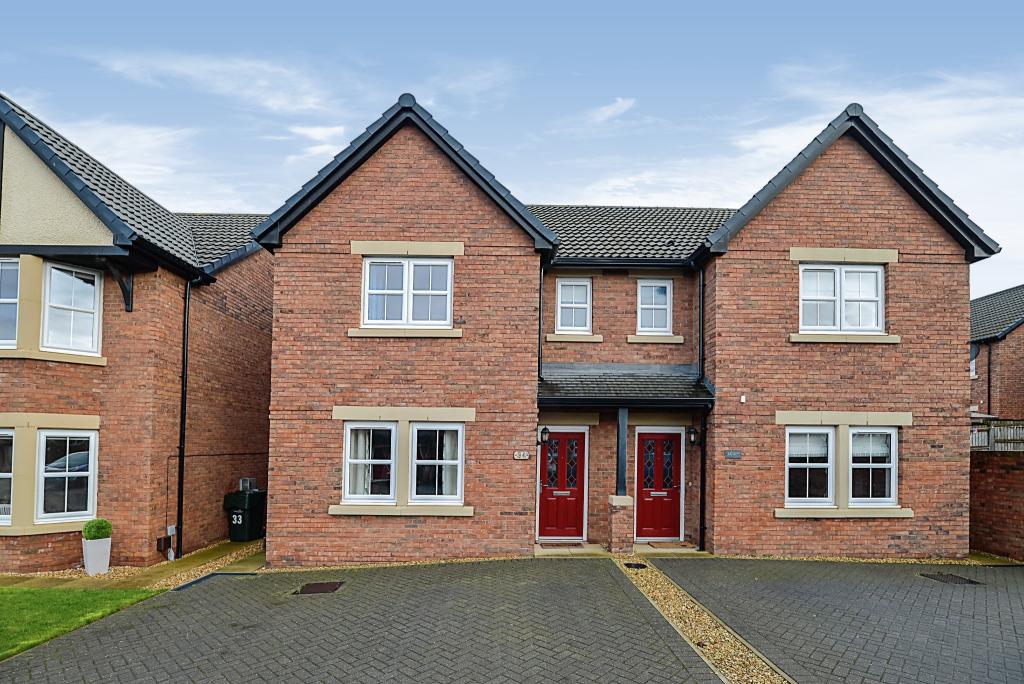 3 bedroom semidetached house for sale in Hampstead Way, Middlesbrough, TS5