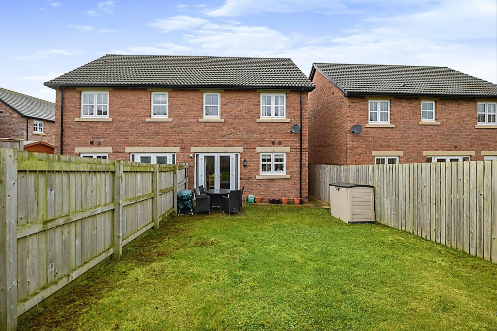 3 bedroom semidetached house for sale in Hampstead Way, Middlesbrough, TS5