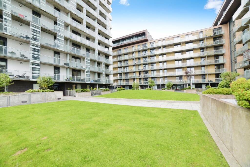 Main image of property: 350 Meadowside Quay Walk, Glasgow, G11