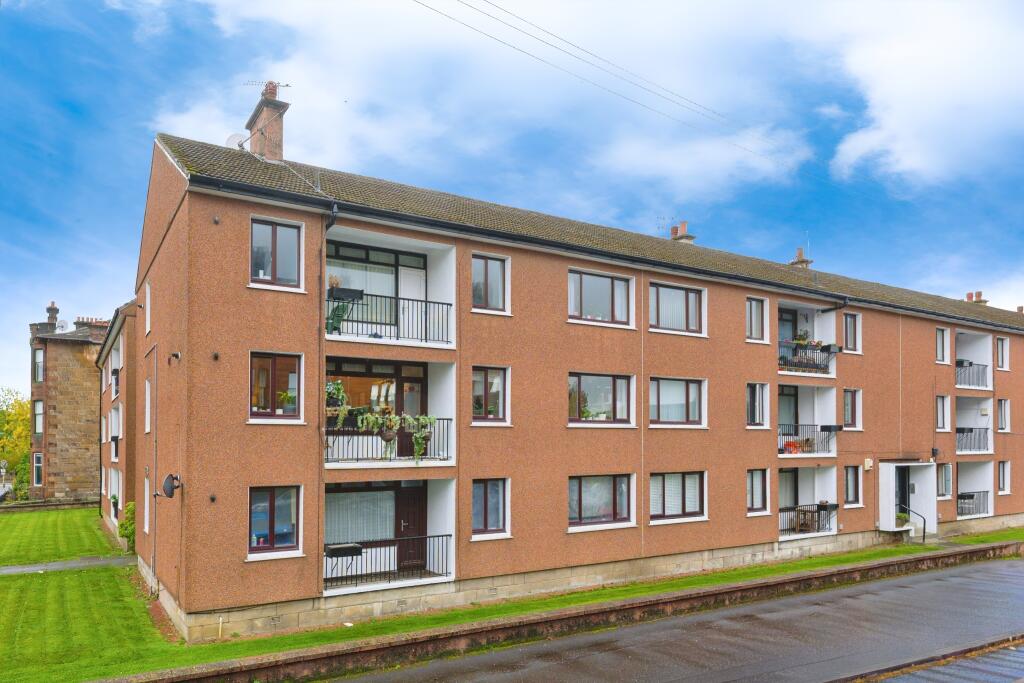 3 bedroom flat