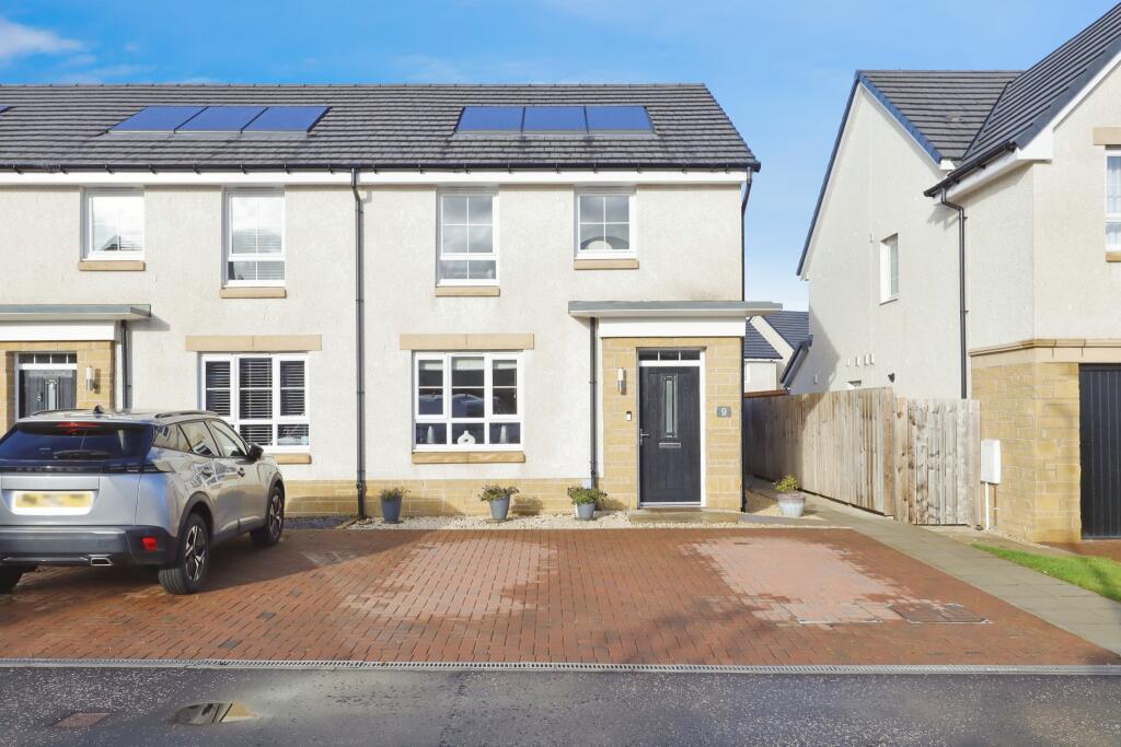 Main image of property: Cavanata Place, Glasgow, G74