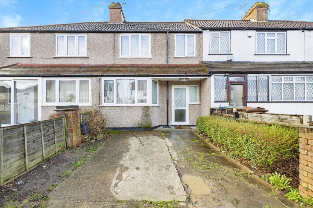 3 bedroom terraced house for sale in Carmelite Road, Harrow, HA3