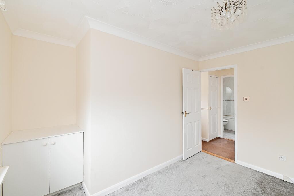 2 bedroom detached house for sale in Egremont Road, Diss, IP22