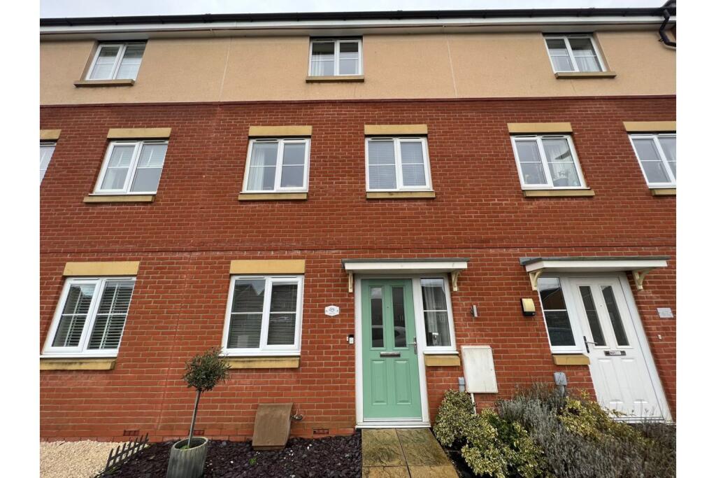 Main image of property: Masons Drive, Ipswich, IP6