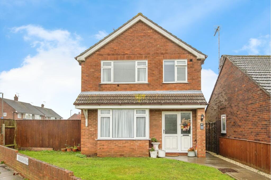 Main image of property: Humber Doucy Lane, Ipswich, IP4