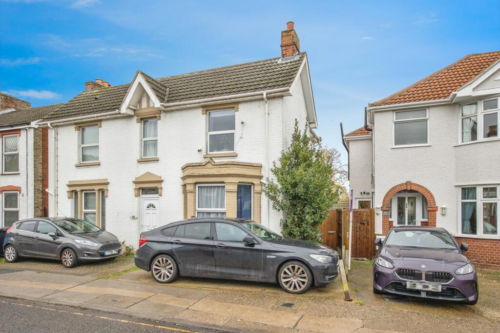 Main image of property: Bramford Lane, Ipswich, IP1