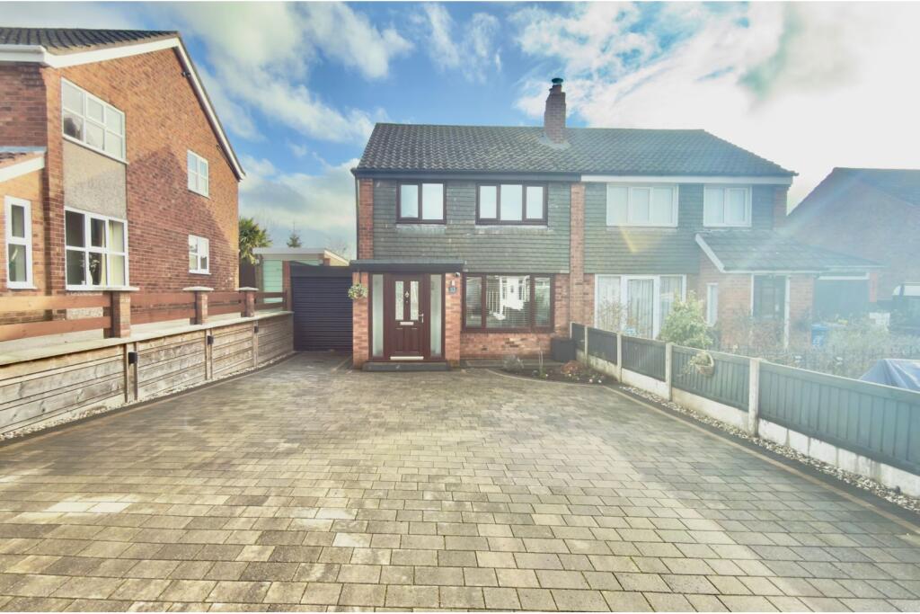 Main image of property: Runshaw Avenue, Appley Bridge, Wigan, WN6