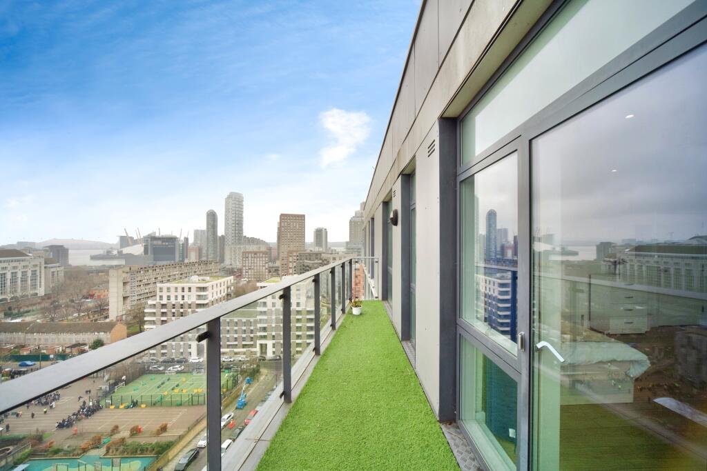 Main image of property: 7 Pomfret Place, London, E14