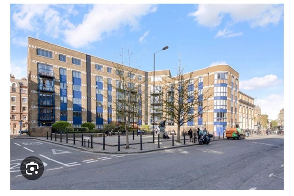 Main image of property: 54 Folgate street, London, E1