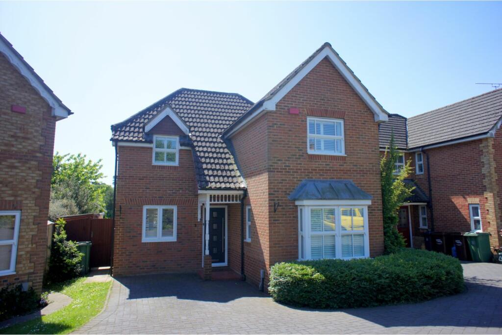 4 bedroom detached house for sale in Angers Close, Camberley, GU15