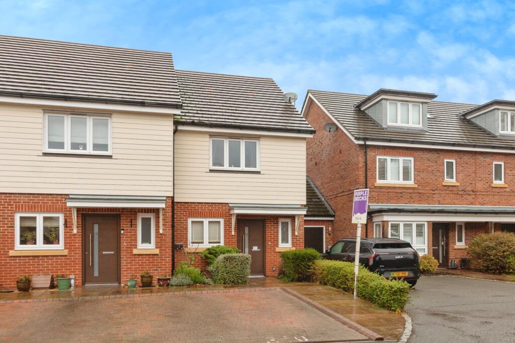 Main image of property: Teaseltun, Fleet, GU51