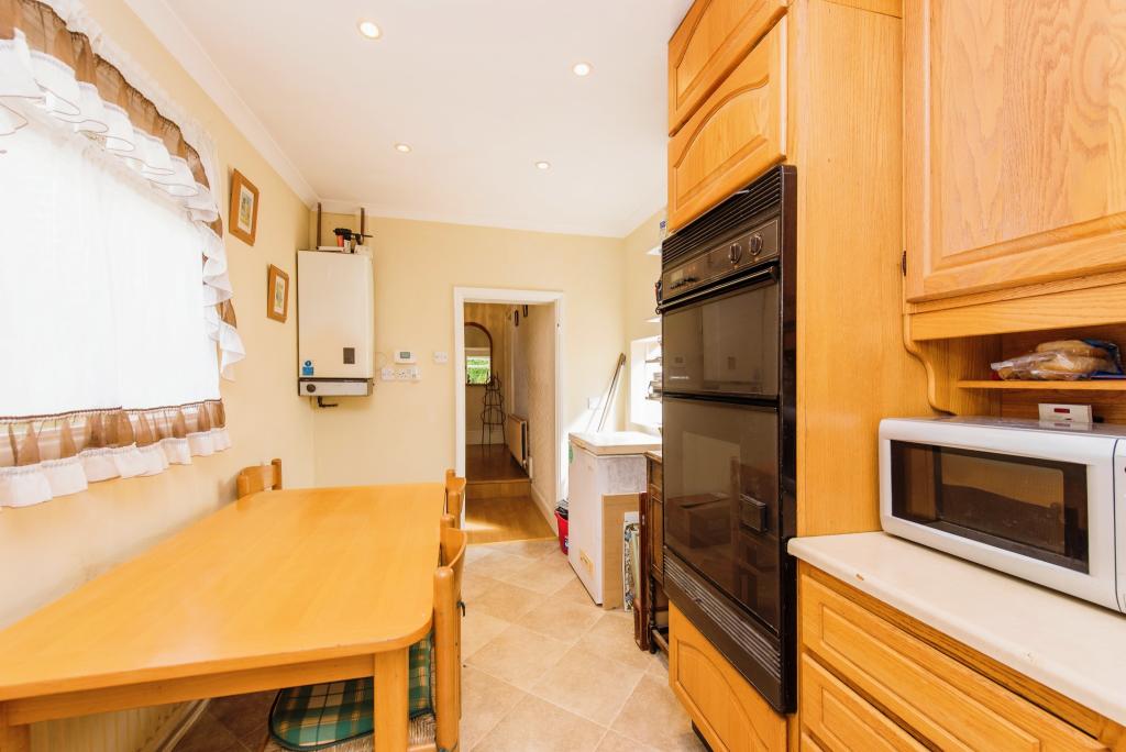 3 bedroom semidetached house for sale in Mansell Road, London, W3