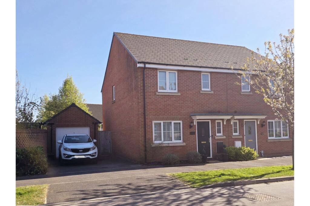 Main image of property: Hercules Road, Calne, SN11