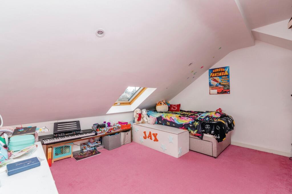 Additional property image - Chignal Road, Chelmsford, CM1
