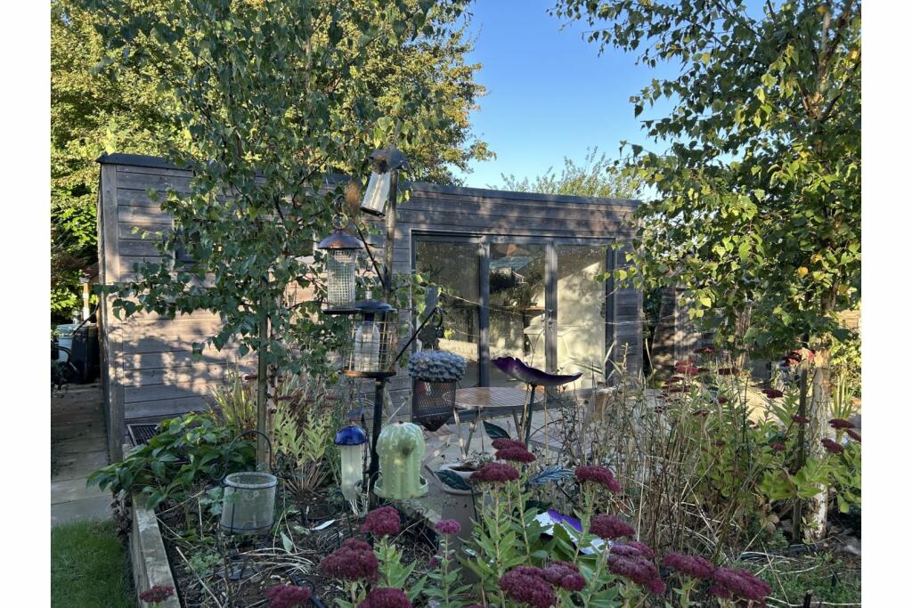 Additional property image - Chignal Road, Chelmsford, CM1