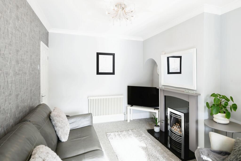 Additional property image - Third Avenue, Chelmsford, CM1