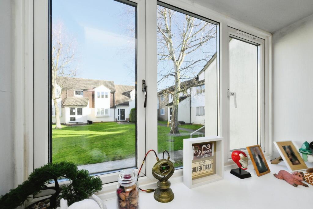 Additional property image - Regency Court, Harlow, CM18
