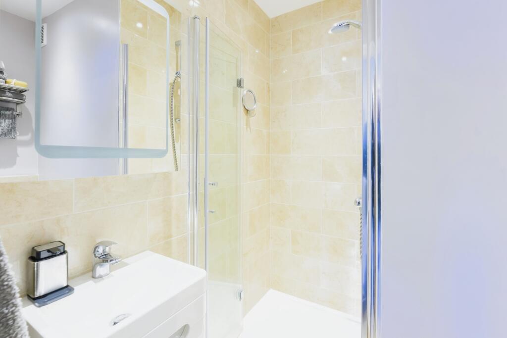 Additional property image - Hillside Grove, Chelmsford, CM2