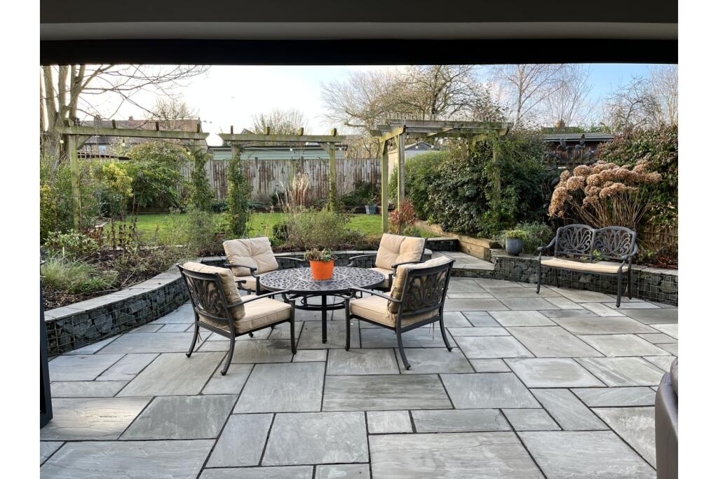 Additional property image - Hillside Grove, Chelmsford, CM2
