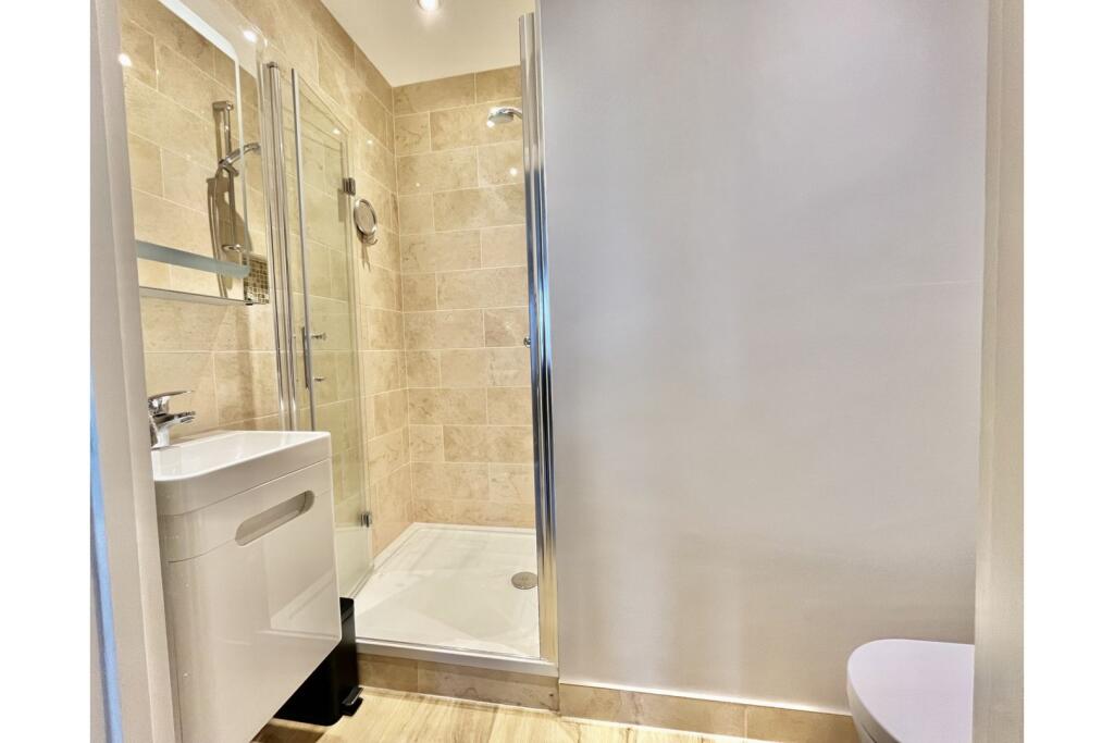 Additional property image - Hillside Grove, Chelmsford, CM2