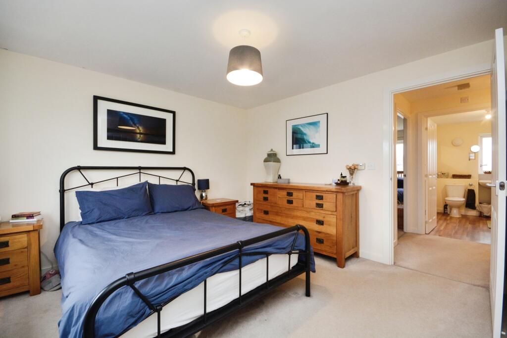 Additional property image - Violet Close, Stansted, CM24