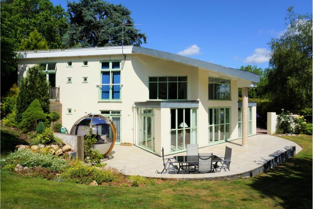 4 bedroom detached house for sale in Cranford Avenue, Exmouth, EX8