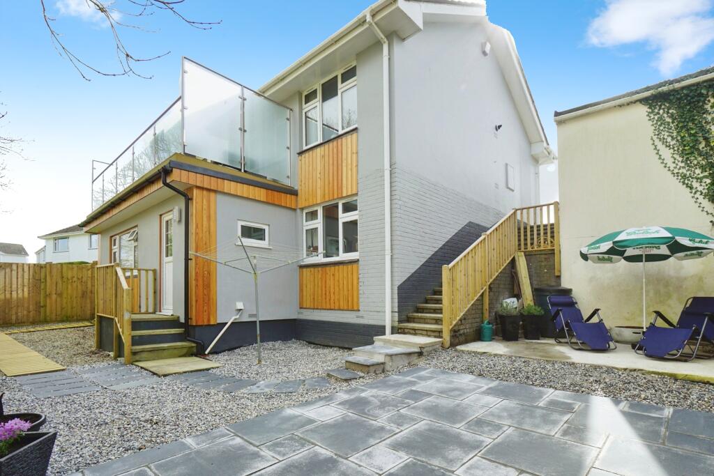 4 bedroom detached house for sale in Walton Way, Barnstaple, EX32