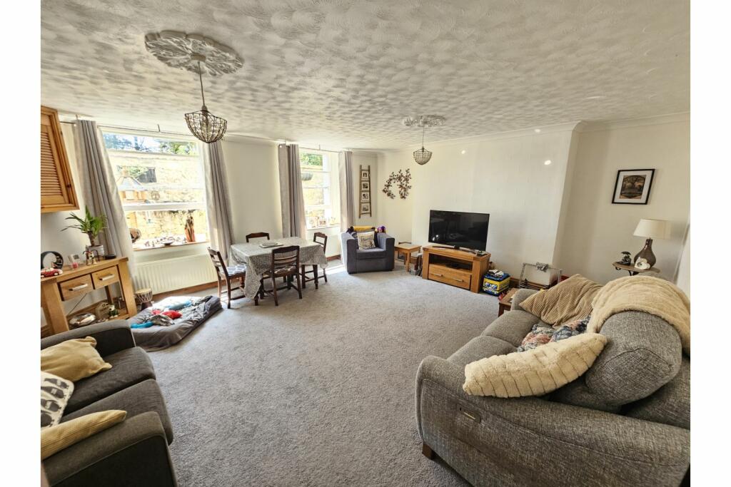 Main image of property: 5 Trefusis Place, Exmouth, EX8