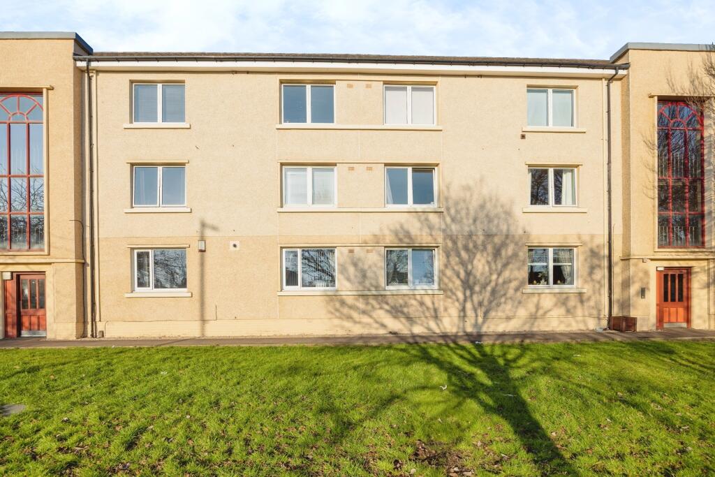 Main image of property: Chisholm Place, Grangemouth, FK3