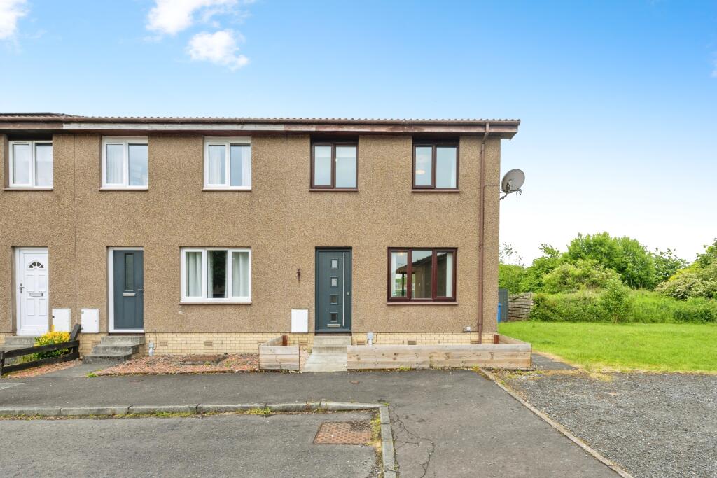 Main image of property: Earls Court, Alloa, FK10