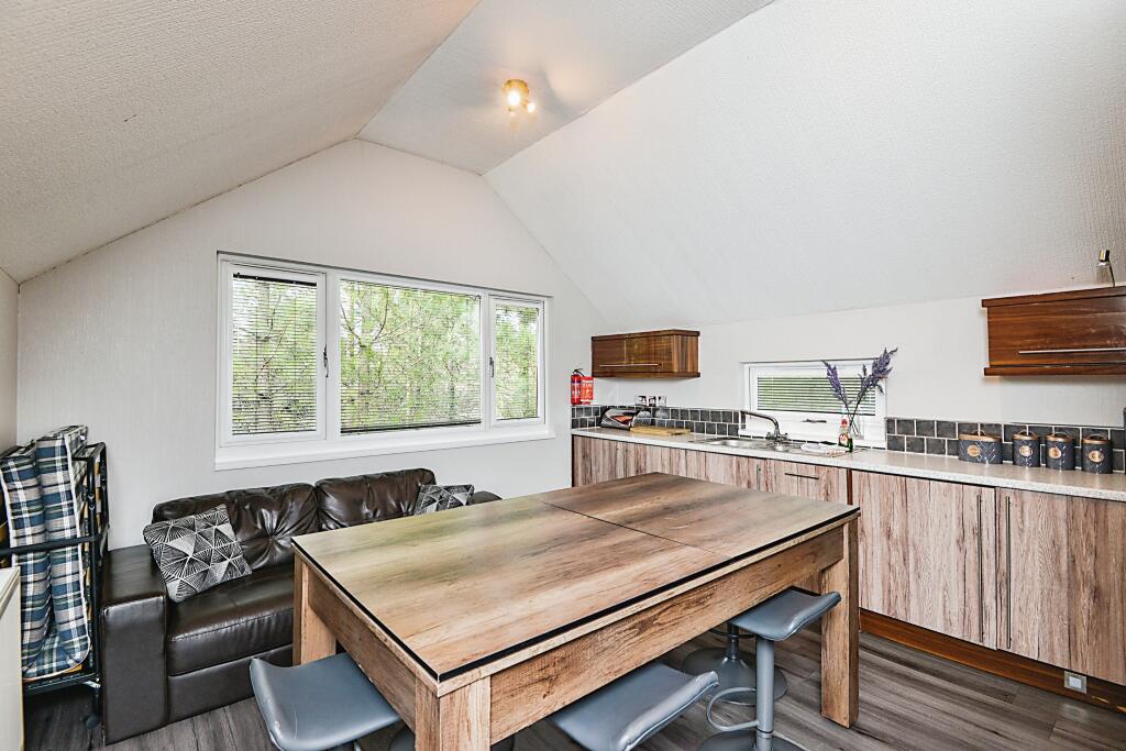 3 bedroom lodge for sale in Borwick Lane, Carnforth, LA6