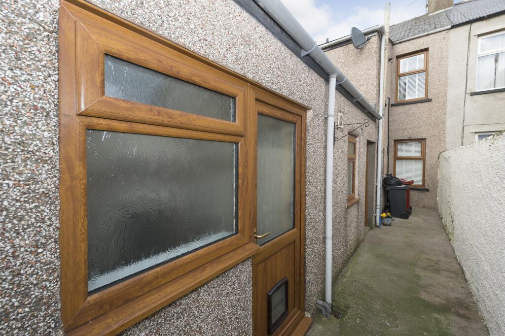 3 bedroom detached house for sale in Duddon Road, Askaminfurness, LA16