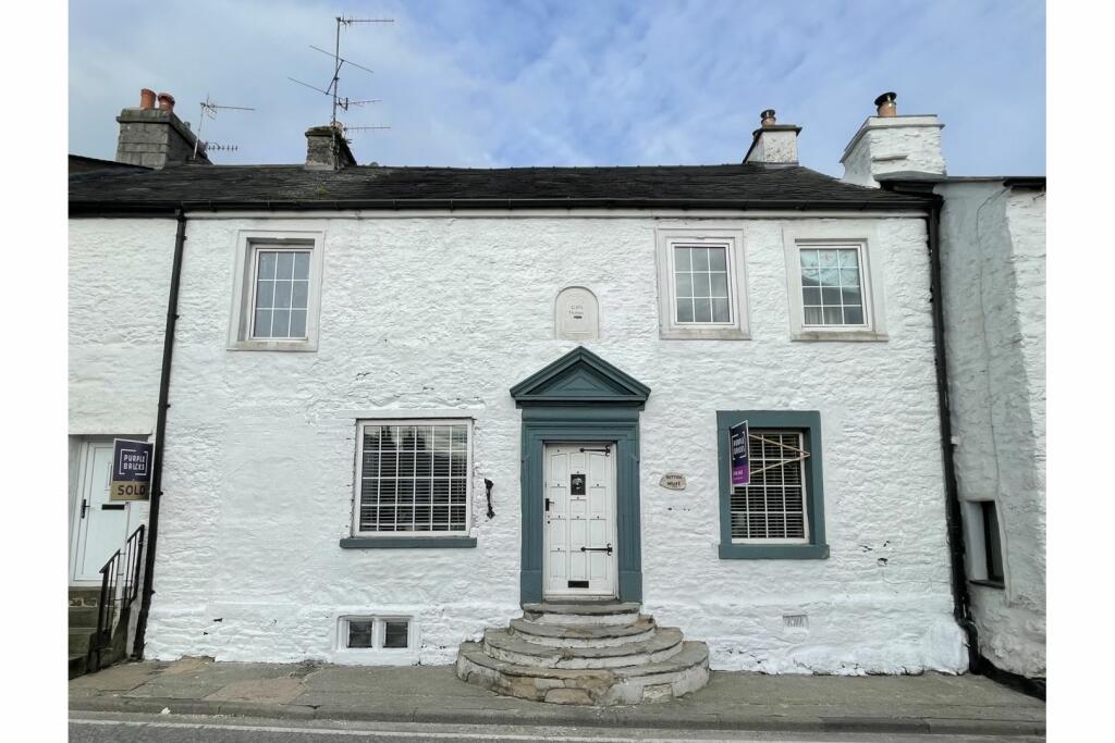 5 bedroom terraced house for sale in Main Street, BurtoninKendal, LA6