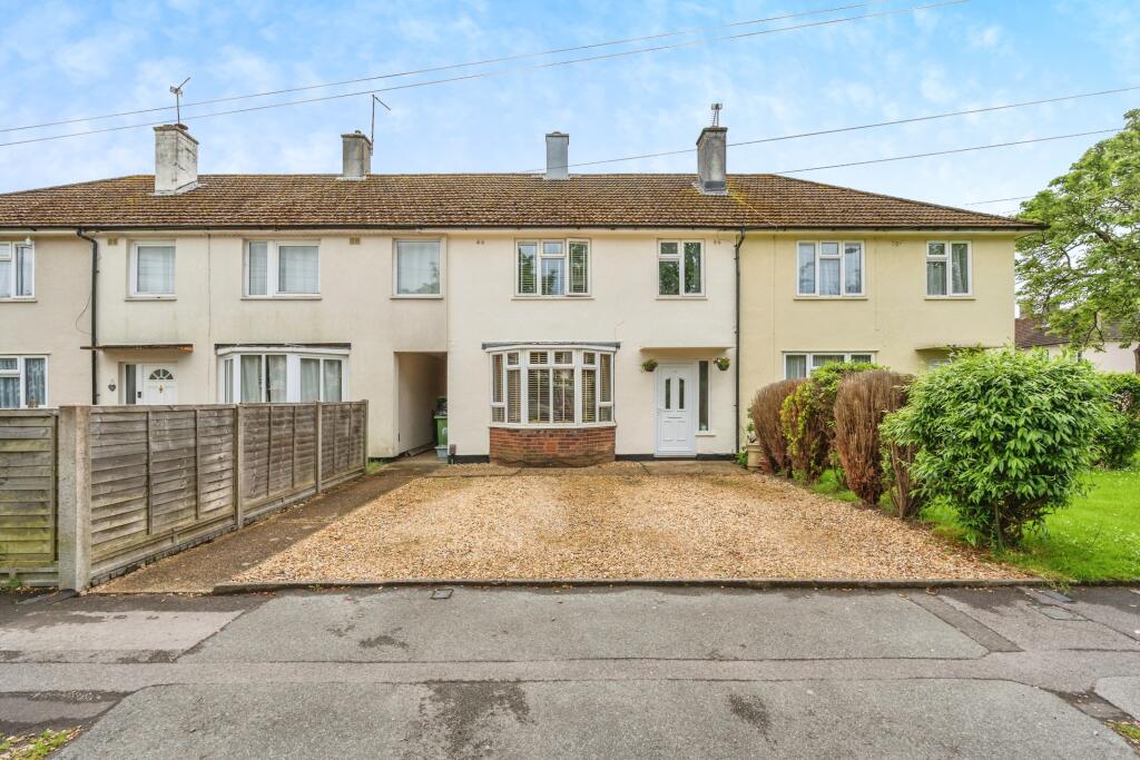 3 bedroom terraced house for sale in Cumbrian Way, Southampton, SO16