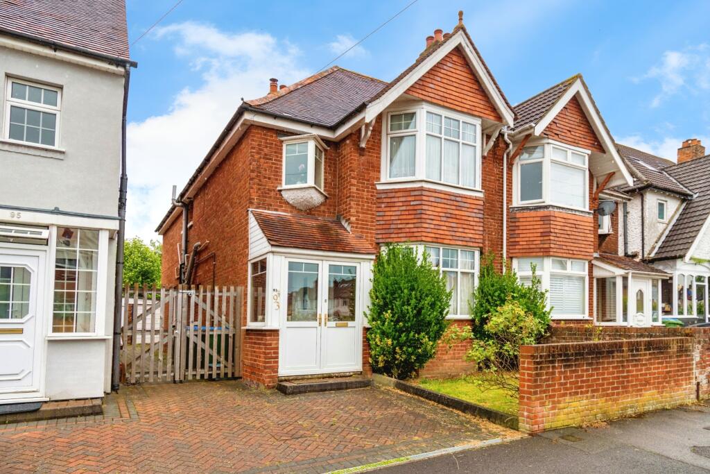 Main image of property: Charlton Road, Southampton, SO15