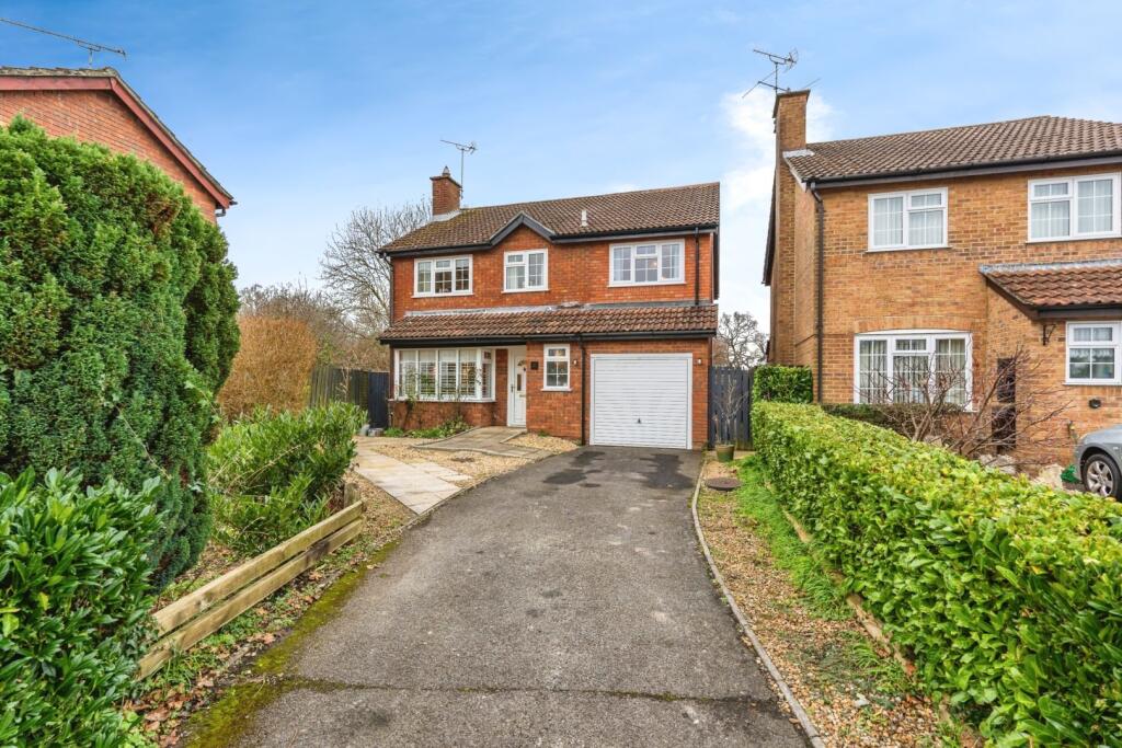 Main image of property: Kingswood, Southampton, SO40