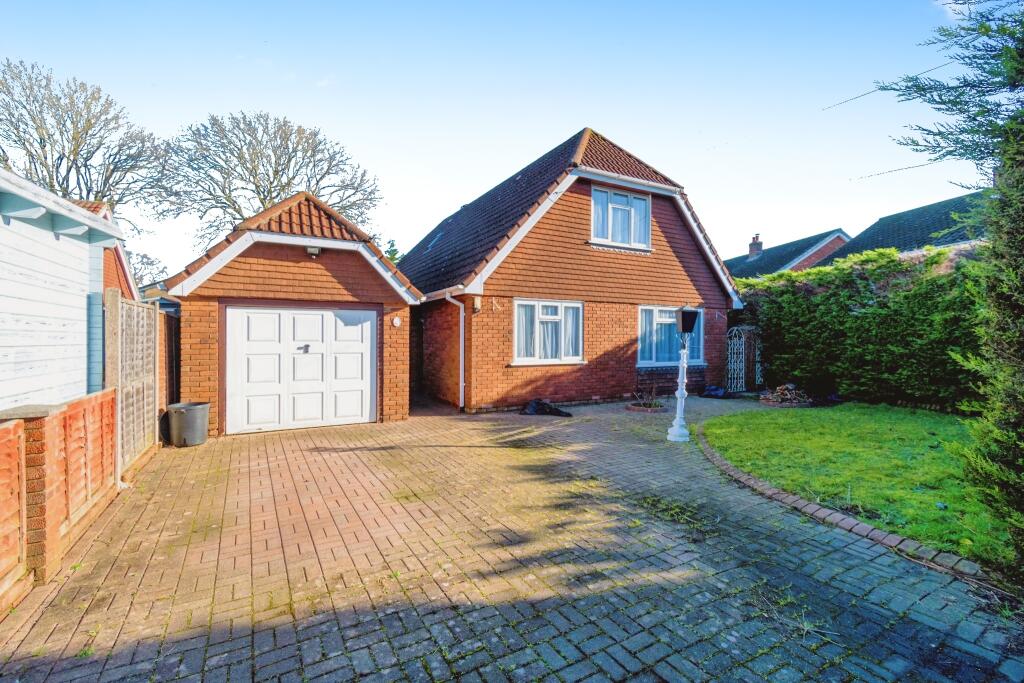 Main image of property: Springfield Avenue, Southampton, SO45