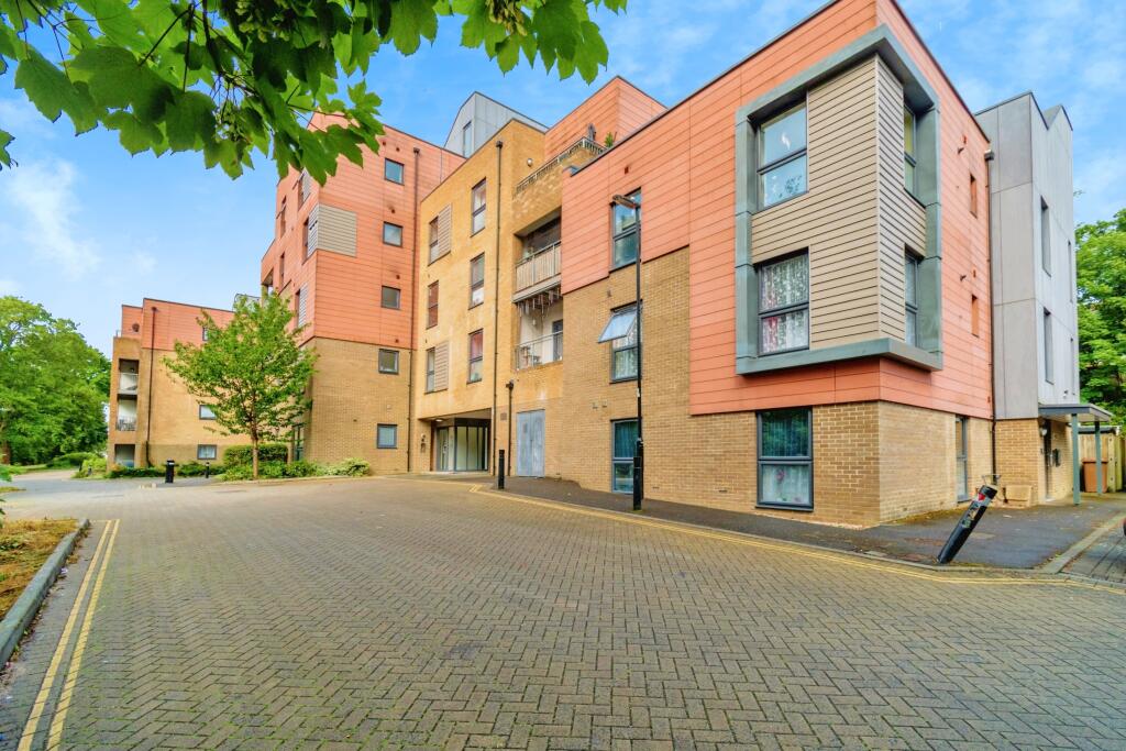 Main image of property: Mansfield Park Street, Southampton, SO18