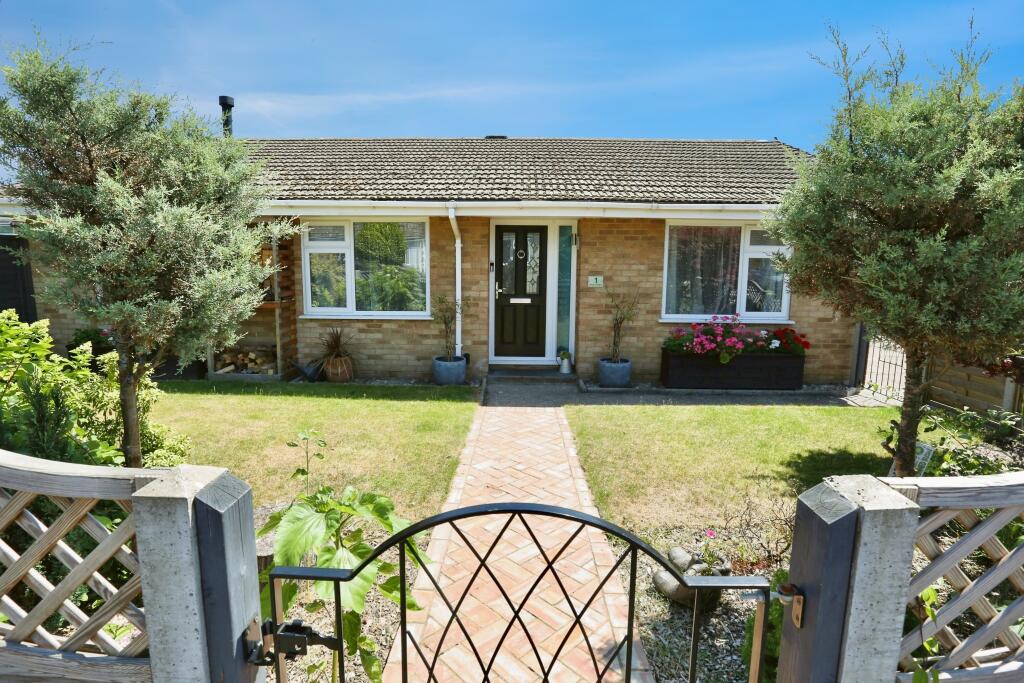Main image of property: Kenson Gardens, Southampton, SO19